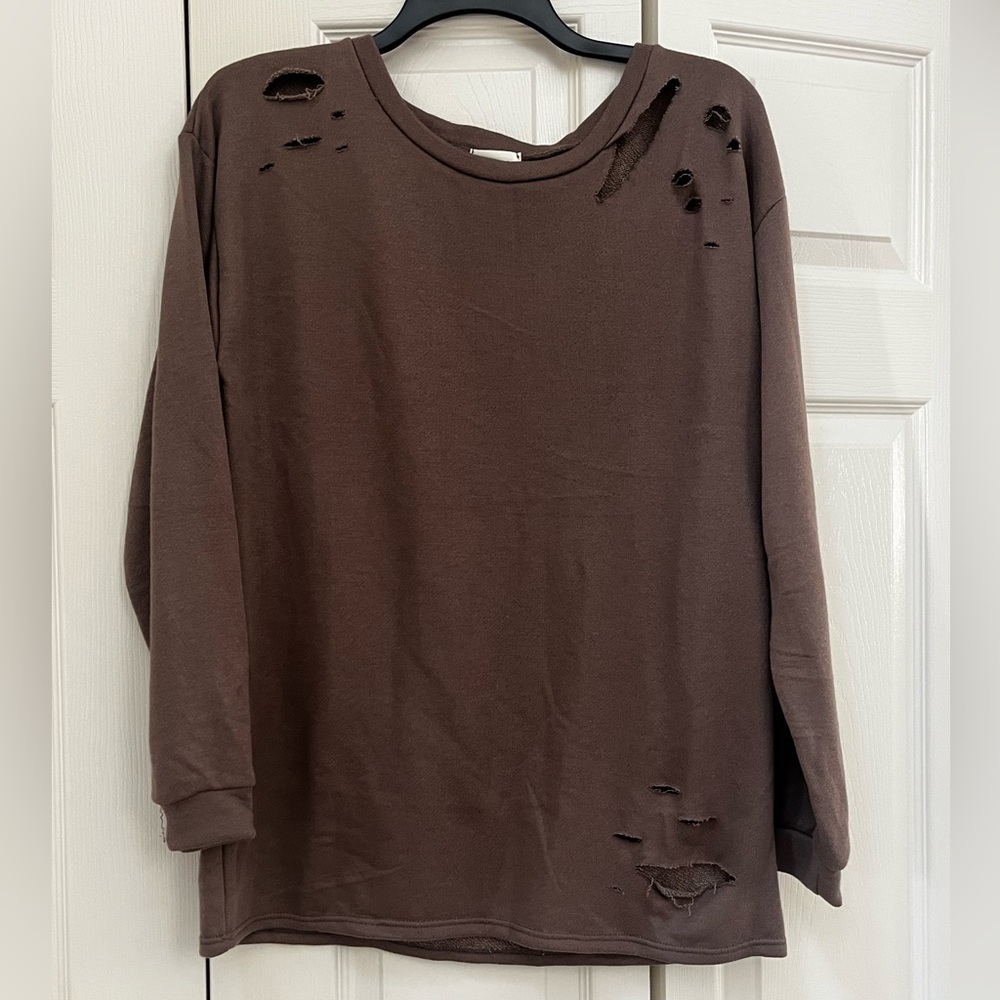 ⭐️NWT - BiBi - Distressed Mocha Brown Sweatshirt - Womans XL